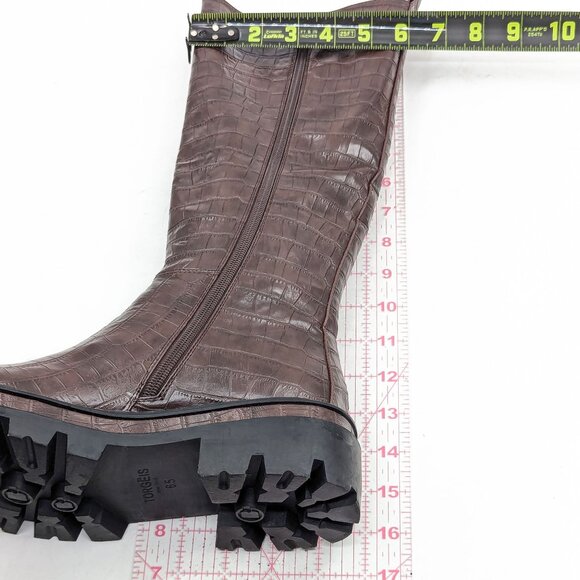 Torgeis NY Women Brown Croc Vegan Leather Stretch Elastic Panel Knee Boots sz 6. - Picture 7 of 11